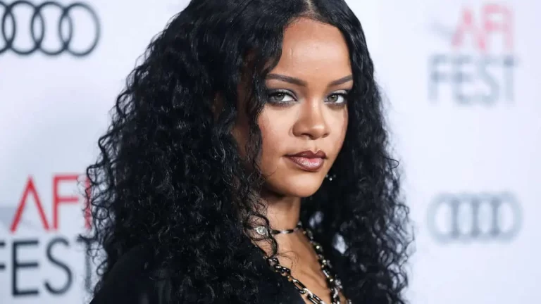Rihanna est la plus jeune femme milliardaire