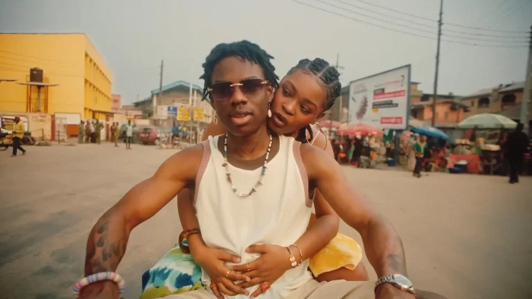 Le single Calm down du rappeur Rema certifié disque de diamant en France