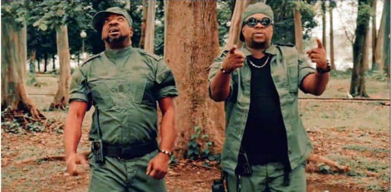 Côte d’Ivoire : les chanteurs Yodé et Siro rendent hommage aux 49 soldats détenus au Mali