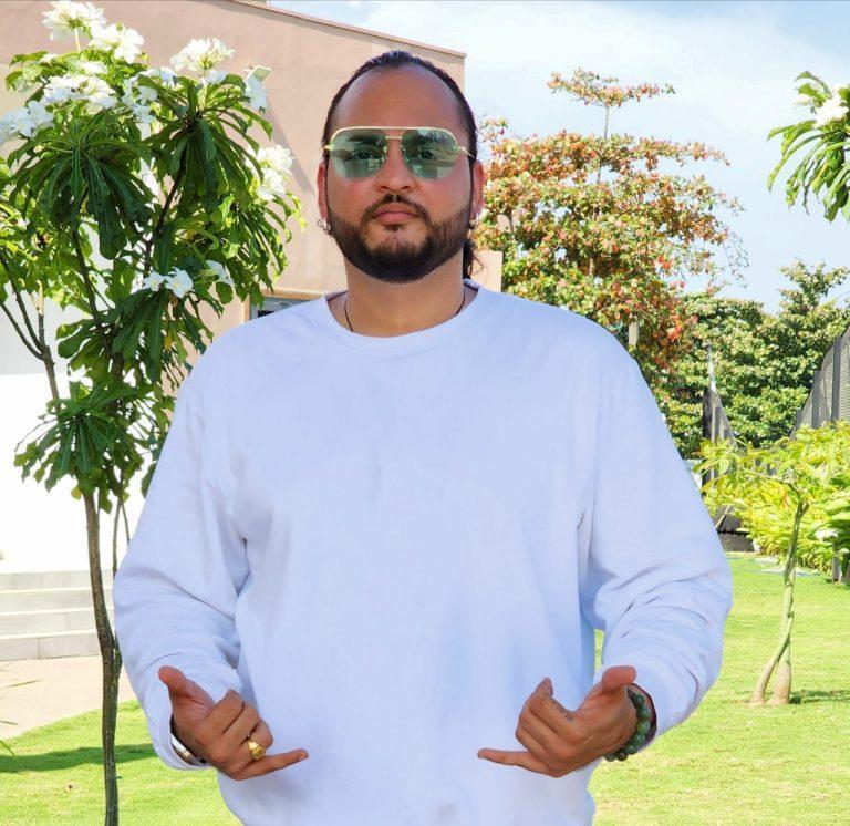 Le chanteur indien Hemant Punjabi donne les raisons de son attachement pour le Bénin