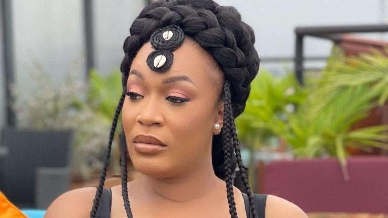 La chanteuse Josey est attristée par la mort