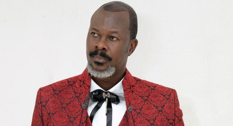 Bénin : lynché sur les réseaux sociaux, Steve Facia recadre un internaute