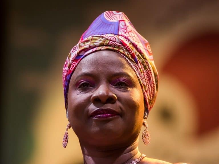 Angélique Kidjo réagit après son échec aux Grammy Awards 2023
