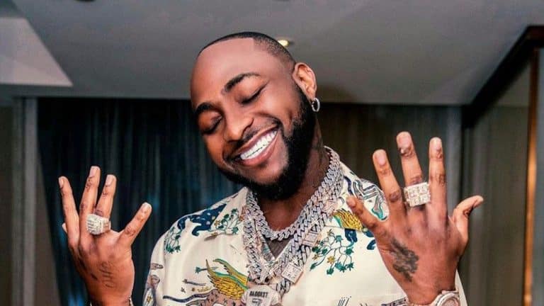 Davido touche de façon inattendue le cœur d’une  fan