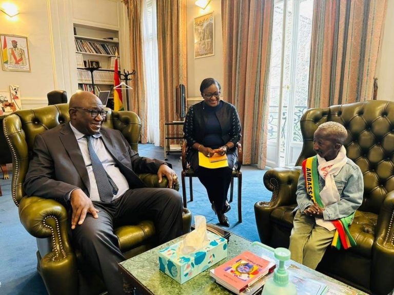 France : rencontre entre Grand P et l’ambassadeur de la Guinée