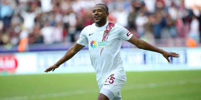 Le Marocain Ayoub El Kaabi s’engage avec le club qatari d'Al Sadd