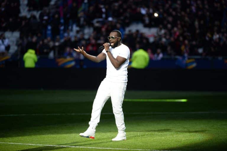 Gims annonce une tournée nationale en France et un concert à Paris La Défense Arena