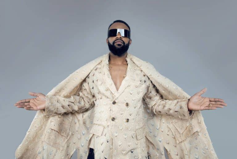 Fally Ipupa annonce la sortie de son clip Mal accompagné