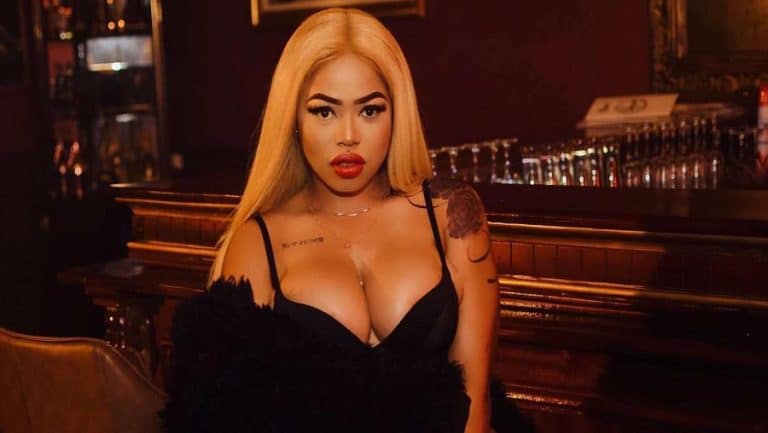 La star camerounaise Blanche Bailly victime de vandalisme : sa voiture saccagée après une séance en studio