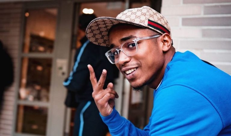 Le rappeur togolais Sasso fait sensation avec le clip Redémarrer