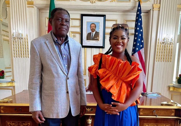 La chanteuse Krys M reçue par l’ambassadeur du Cameroun aux États-Unis