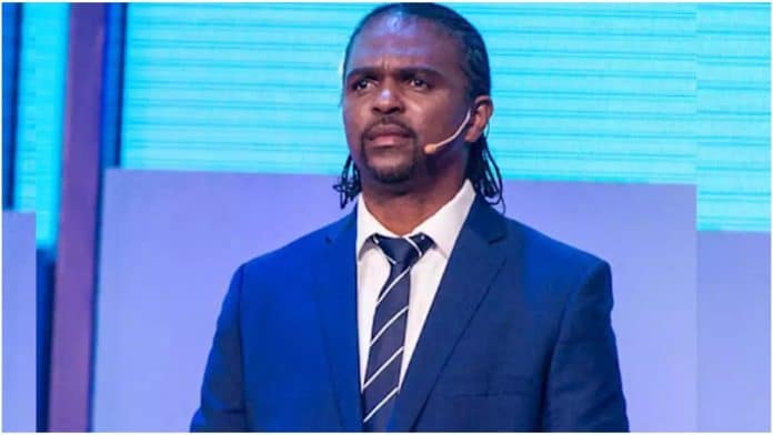 Nwankwo Kanu devient le nouveau président du club nigérian d'Enyimba