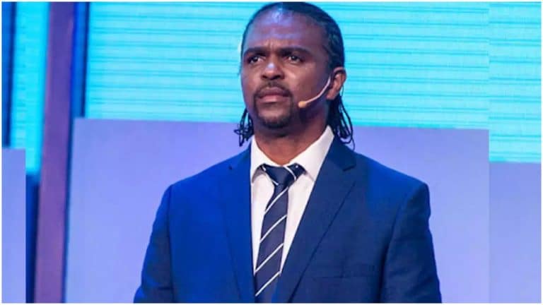 Nwankwo Kanu devient le nouveau président du club nigérian d'Enyimba