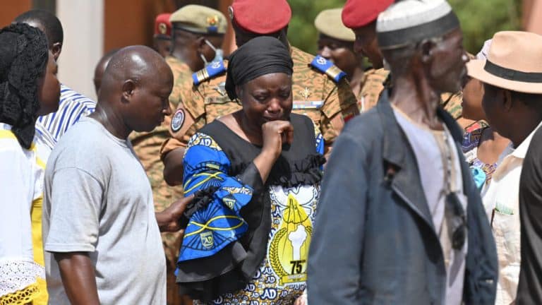 Burkina Faso : nouvelle attaque terroriste endeuille le pays avec plus de 20 Morts