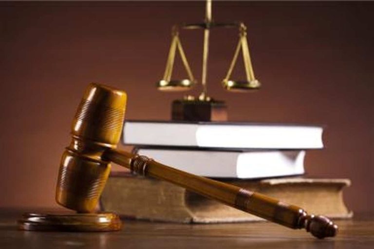 Un Afro-Américain obtient 25 millions de dollars de dommages après avoir passé injustement 44 ans en prison