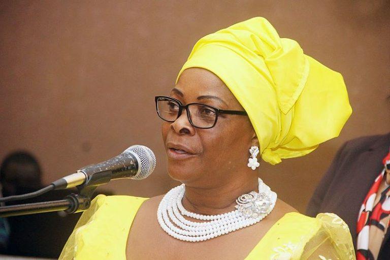 Arrestation de l’ancienne première dame zambienne Esther Lungu pour vol