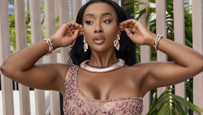 Davido de nouveau parent : Anita Brown adresse un message de félicitation au couple
