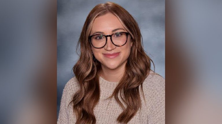 États-Unis : la professeure Brianna Coppage renvoyée de son lycée pour diffusion de contenu érotiques
