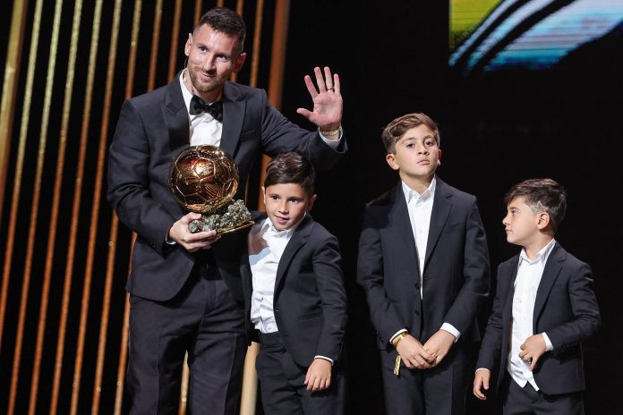 Huitième Ballon d'Or pour Lionel Messi : cette surprise du joueur pour le PSG surprend