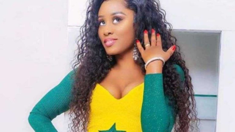 Sénégal : la chanteuse Queen Biz candidate à la présidentielle de 2024