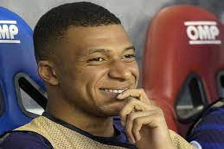 Exploit mémorable : Kylian Mbappé sous le charme de Cédric Doumbè