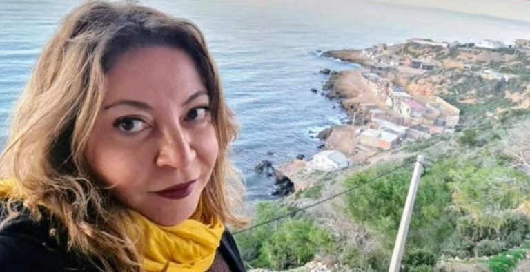 Algérie : pourquoi Amira Bouraouia été condamnée pour sortie illégale du territoire ?