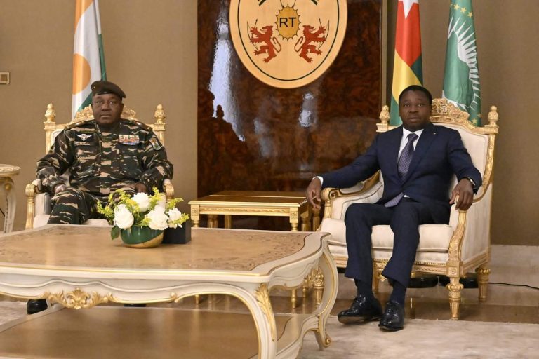 L’AES révèle la vraie raison de la visite du général Tchiani avec une forte délégation à Lomé