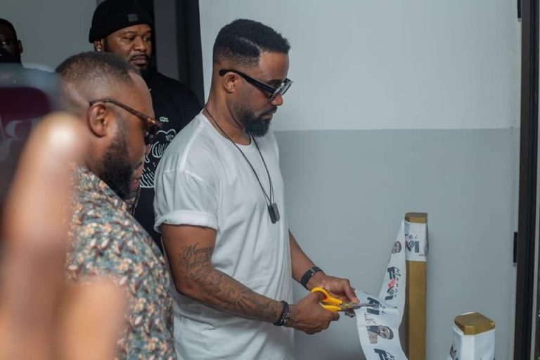 Fally Ipupa immortalisé dans une Université en Côte d’Ivoire 
