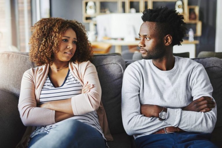 Cinq habitudes à éviter quand vous vivez chez des gens