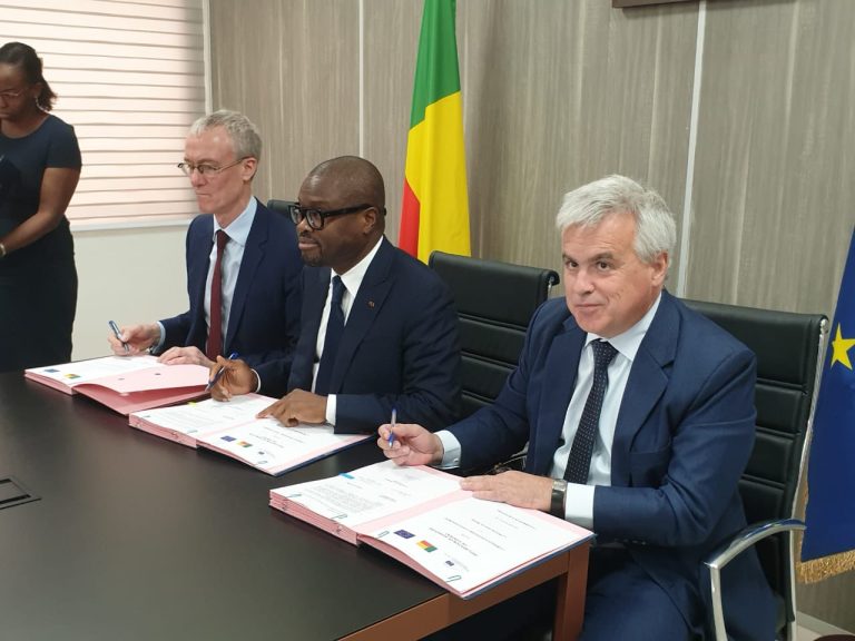 Le Bénin signe un accord de financement 109 milliards de francs CFA avec l’UE