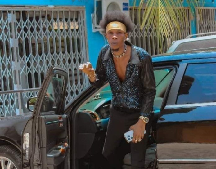 Le premier freestyle de Manadja Confirmé devenu rappeur scandalise la toile (vidéo)