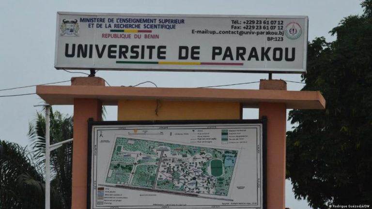 Bénin : plus de soutenances de mémoires de licence dans deux facultés à l’Université de Parakou