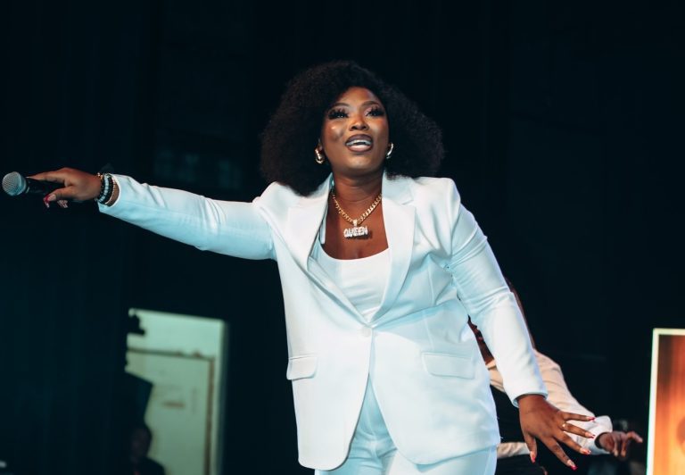 Roseline Layo : la chanteuse ivoirienne annonce une excellente nouvelle