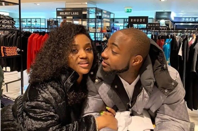 Davido organise l’enterrement de vie de jeune fille à sa fiancée Chioma