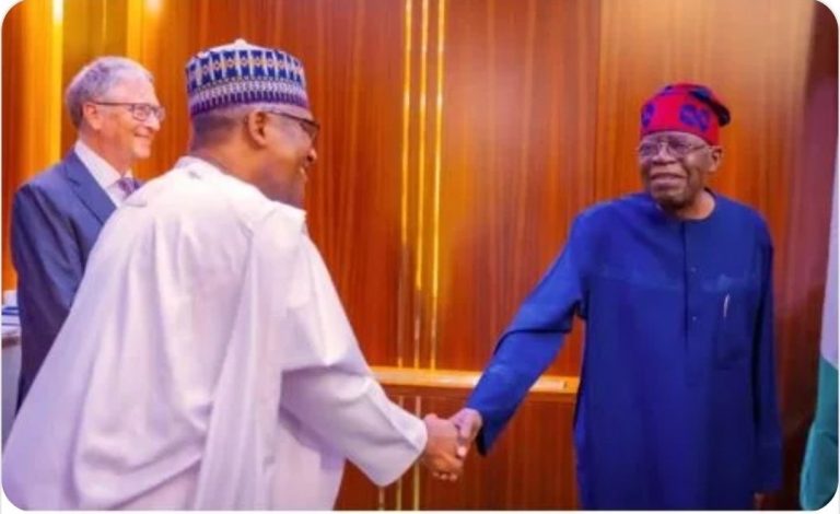 Nigeria : Bola Tinubu vole au secours du milliardaire Dangote