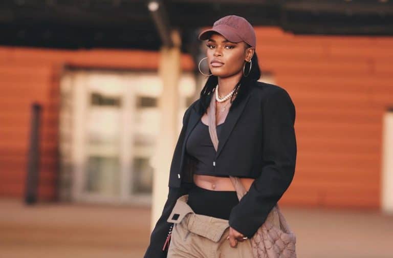 La chanteuse Ayanne  sort un nouvel album