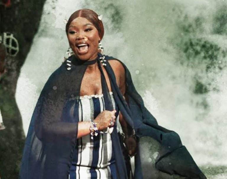 Roseline Layo annonce un concert spectaculaire au Parc des Expositions d'Abidjan