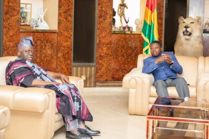 Diplomatie : échange entre Louis Vlavonou et Faure Gnassingbé au Togo