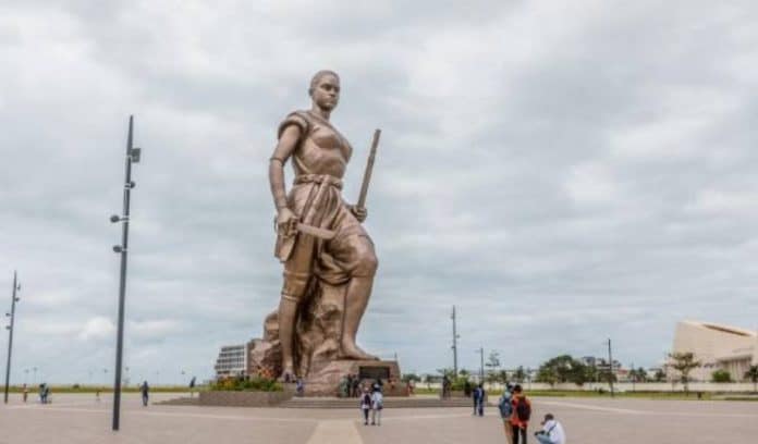 Préservation de la Place de l’Amazone : les consignes du DGPR du Littoral aux visiteurs