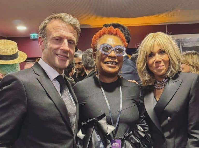 Burna Boy : Emmanuel Macron rencontre la mère de l’artiste et fait des déclarations fortes