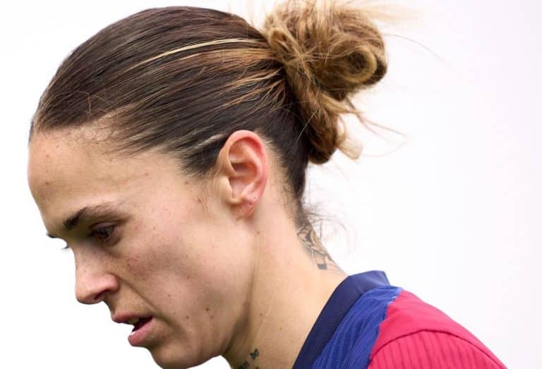 Mapi León, une footballeuse du FC Barcelone est accusée d'avoir touché les parties intimes d'une autre joueuse
