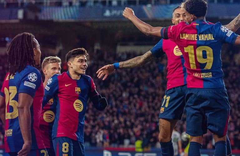 FC Barcelone - Benfica : bel hommage des Catalans à Carles Minarro