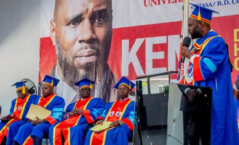 Kemi Seba honoré en RDC pour son combat panafricaniste