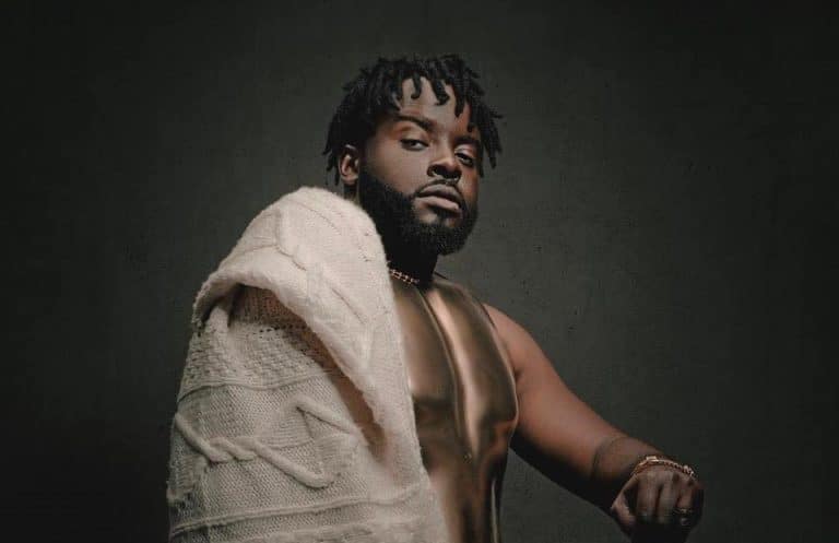 Locko sort Purple Love : 17 titres, 10 ans d’émotion