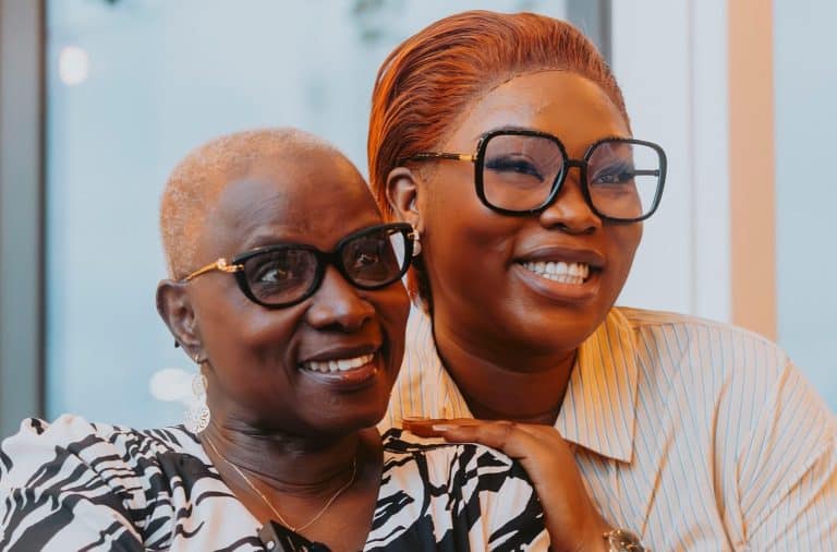 Après leur feat, Angélique Kidjo offre une autre opportunité à Roseline Layo