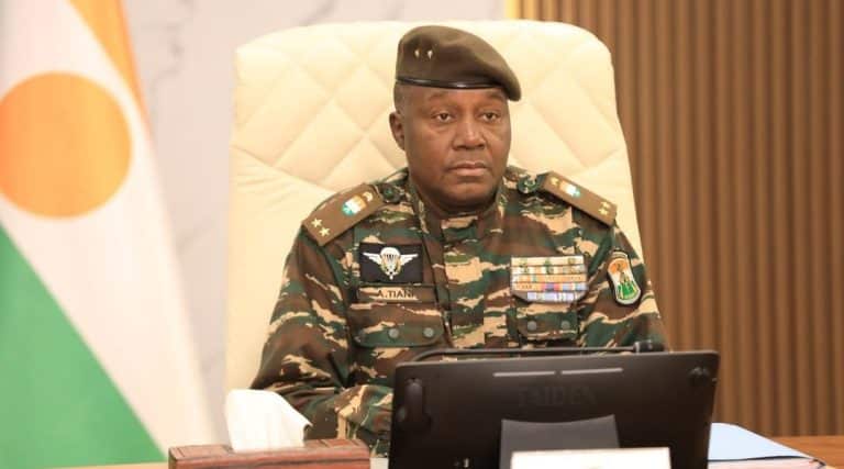 Niger : Tiani en pleurs face à une lourde perte