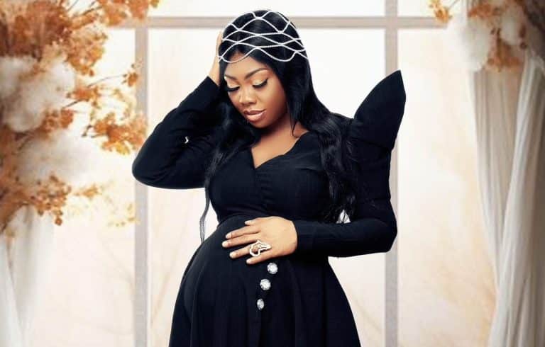 La chanteuse Oluwa Kemy accueille un nouvel enfant
