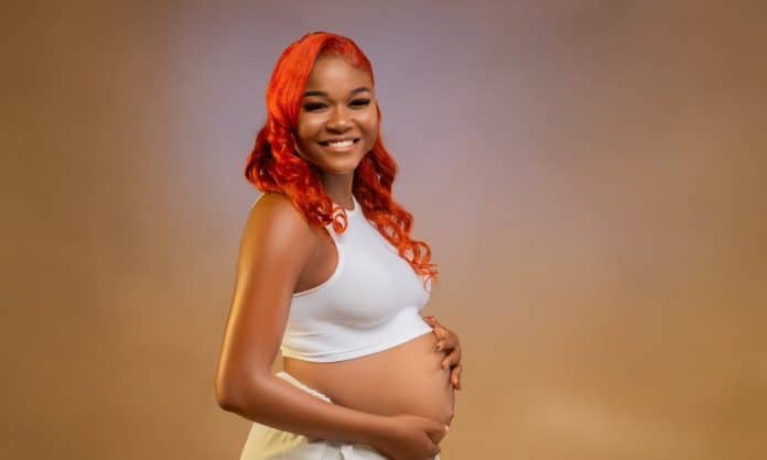 La Tiktokeuse Dayana Muriel accueille son premier enfant