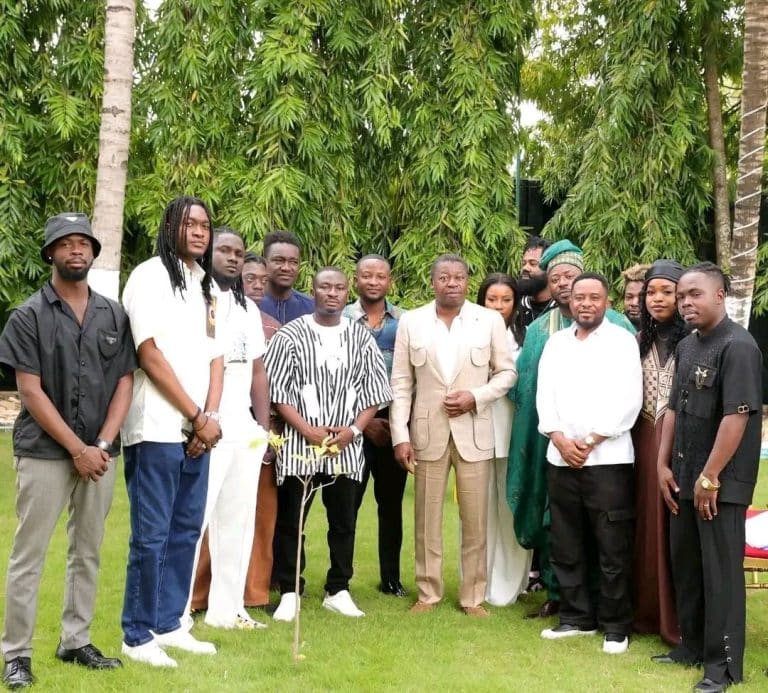 Togo : polémique autour de la rencontre entre Faure Gnassingbé et les artistes
