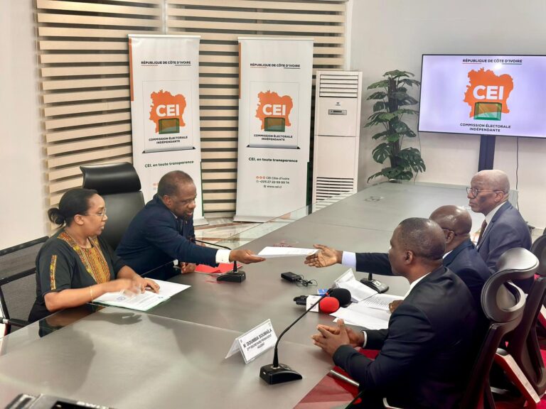 Présidentielle 2025 en Côte d’Ivoire : Gbagbo et Thiam déposent leur candidature malgré leur radiation